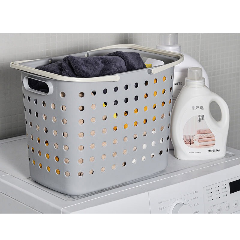 Giỏ đựng quần áo có quai xách nhựa size 42x31x37 cm màu ngẫu nhiên