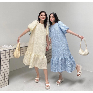 Đầm maxi hồng nhún bèo lai