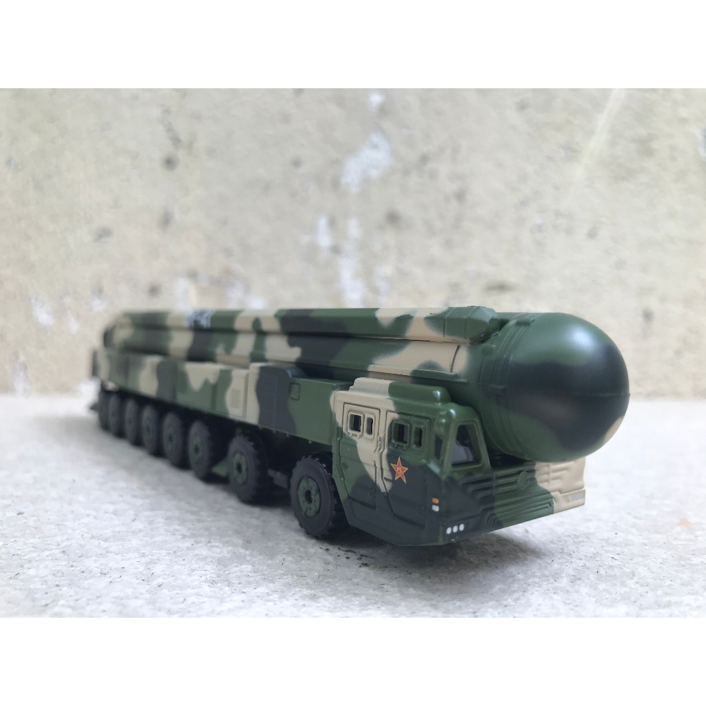 Mô hình Tên lửa đạn đảo liên lục địa Topol-M 1:100