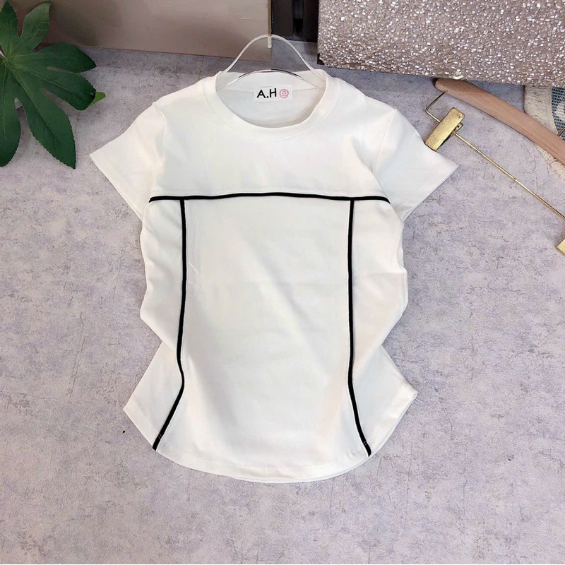 Áo thun body tay ngắn cổ tròn phối viền