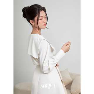 Sơ Mi Cổ Yếm Phối Sọc
