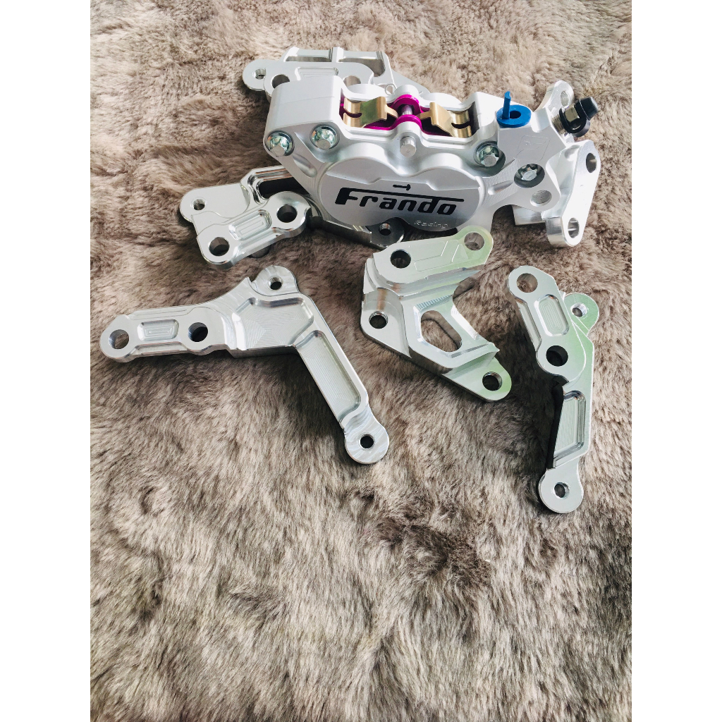 Heo Fanđo 4 Piston bố hồng màu bạc + Pát trước./sau tất cả các dòng xe thông dụng