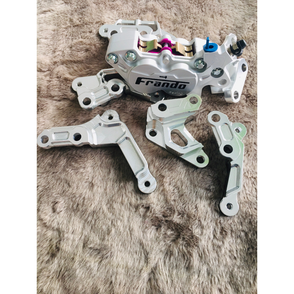 Heo Fanđo 4 Piston bố hồng màu bạc + Pát trước./sau tất cả các dòng xe thông dụng