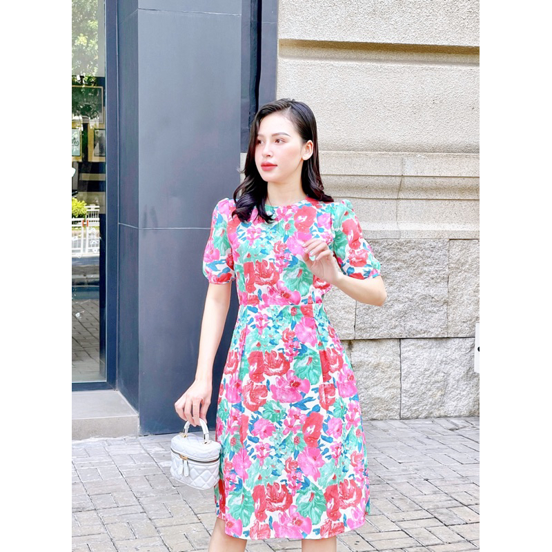 Đầm clothesrack cổ tròn hoa xanh hồng Lolie