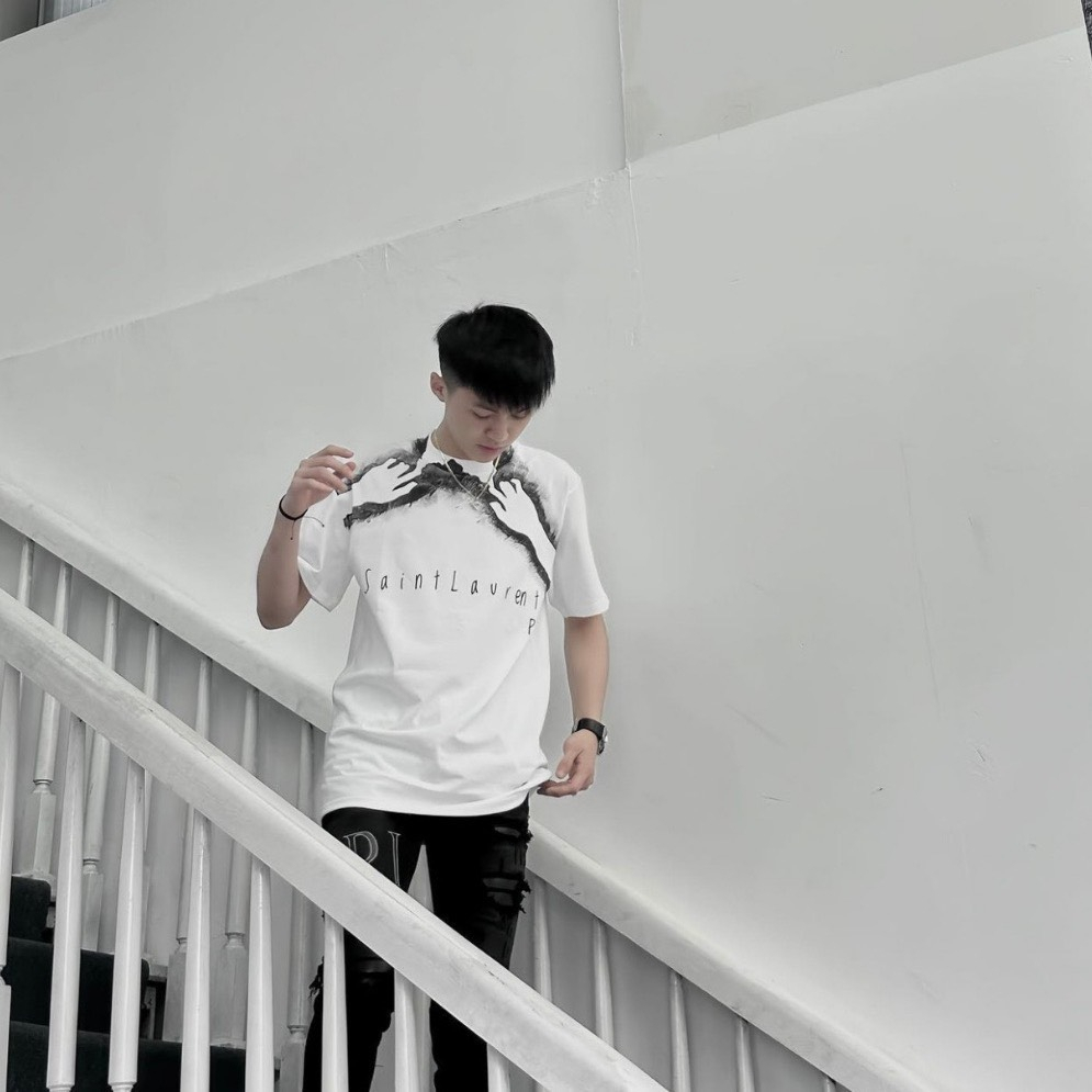 Áo Thun Saint Laurent Thiết Kế Hình Bàn Tay Bản Siêu Cấp