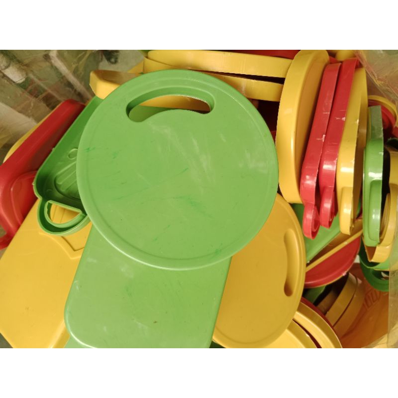 1 cái thớt - Đồ chơi nấu ăn cân kí dành cho bé iu