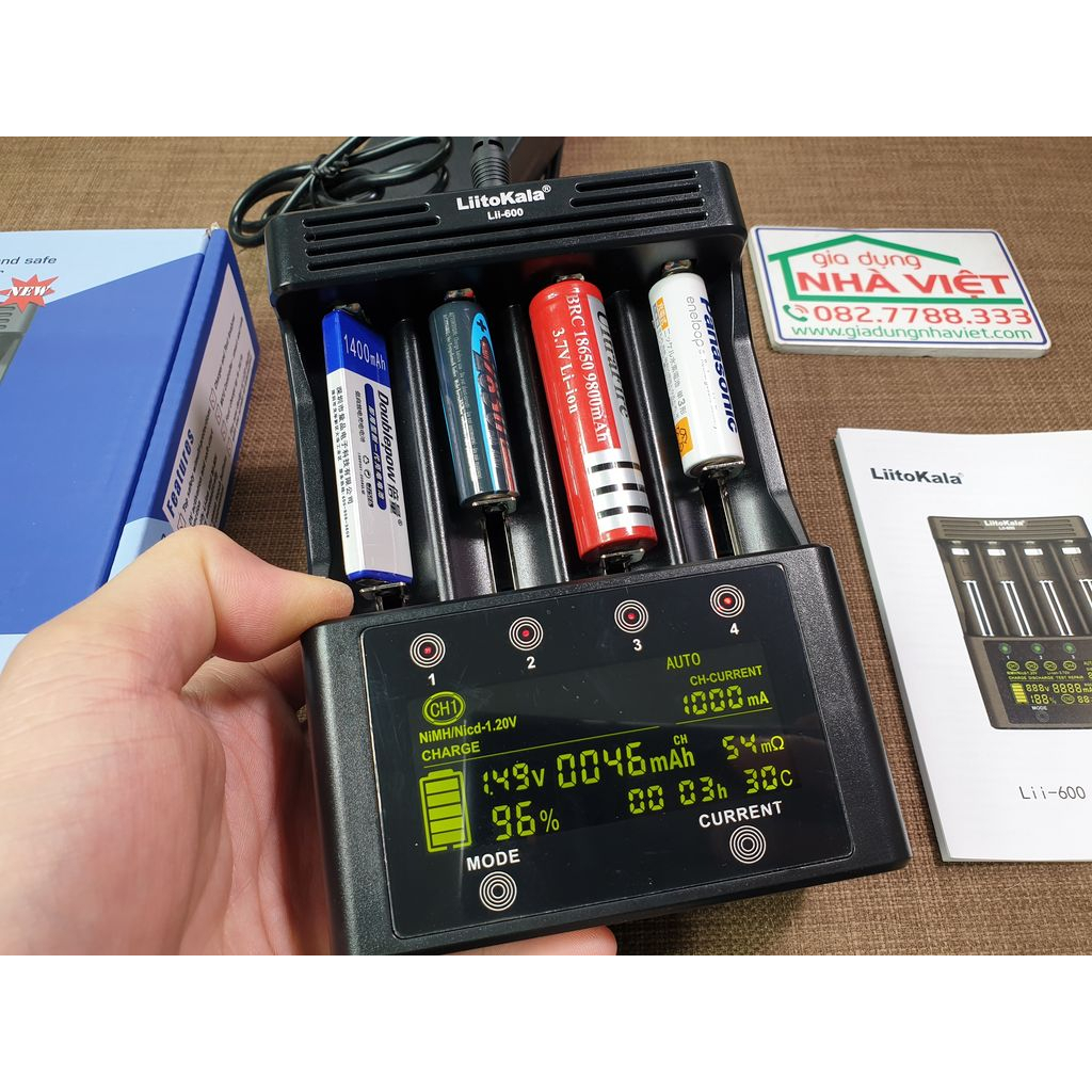 Bộ sạc nhanh đa năng 4 pin LiitoKala Smart Lii-600 đo nội trở dung lượng pin