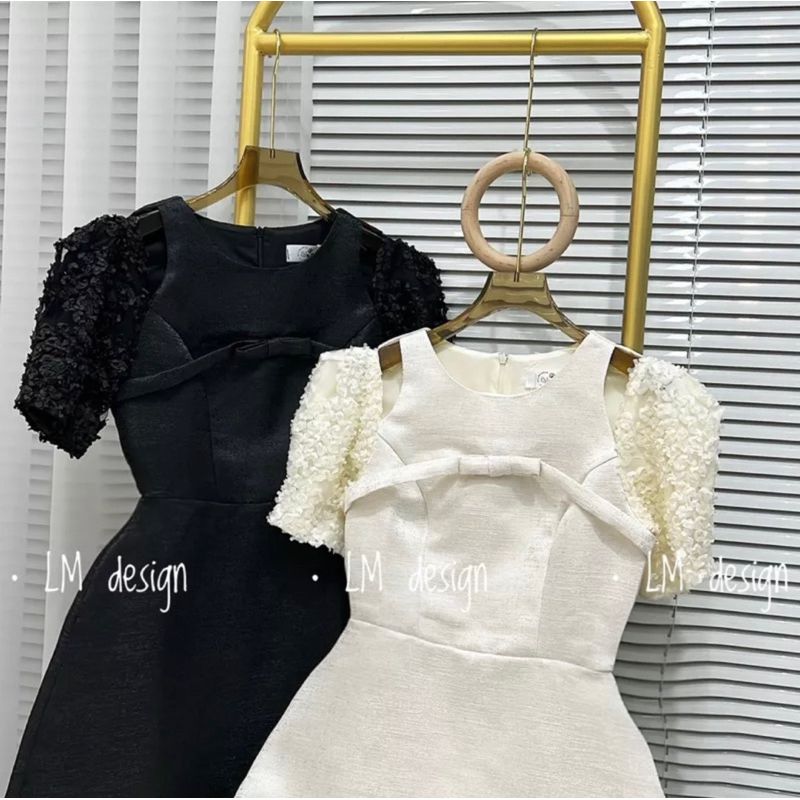 Váy khoét vai tay bồng tiểu thư