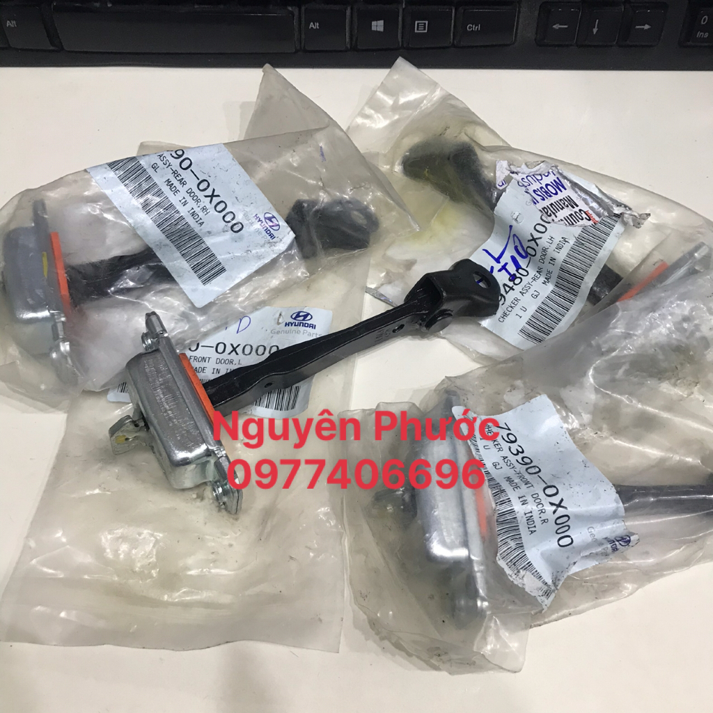 Thanh dẫn hướng / Thanh chốt cửa HYUNDAI I10 2008 - 2013 / Hàng xịn chính hãng