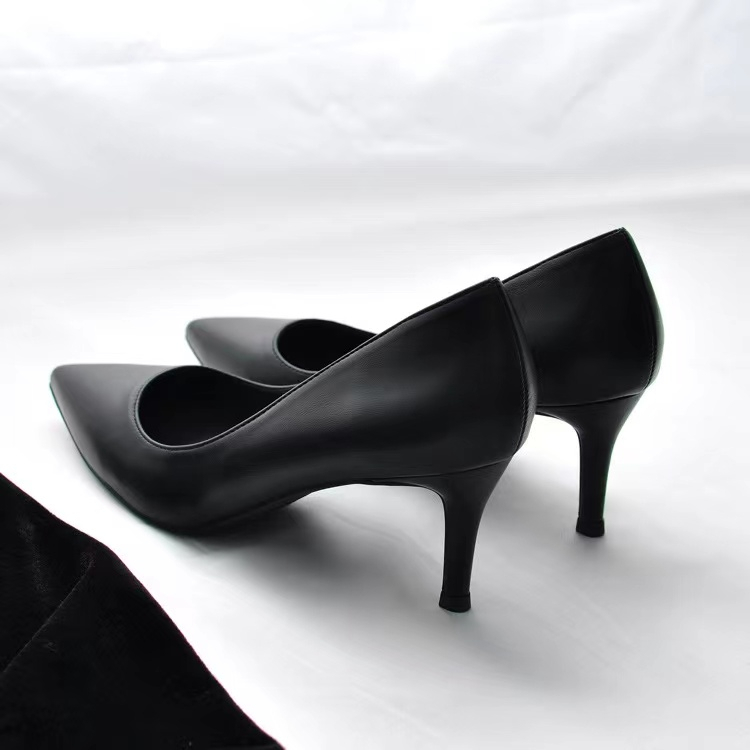 Giày cao gót big size gót nhọn da mềm size 40 - 43