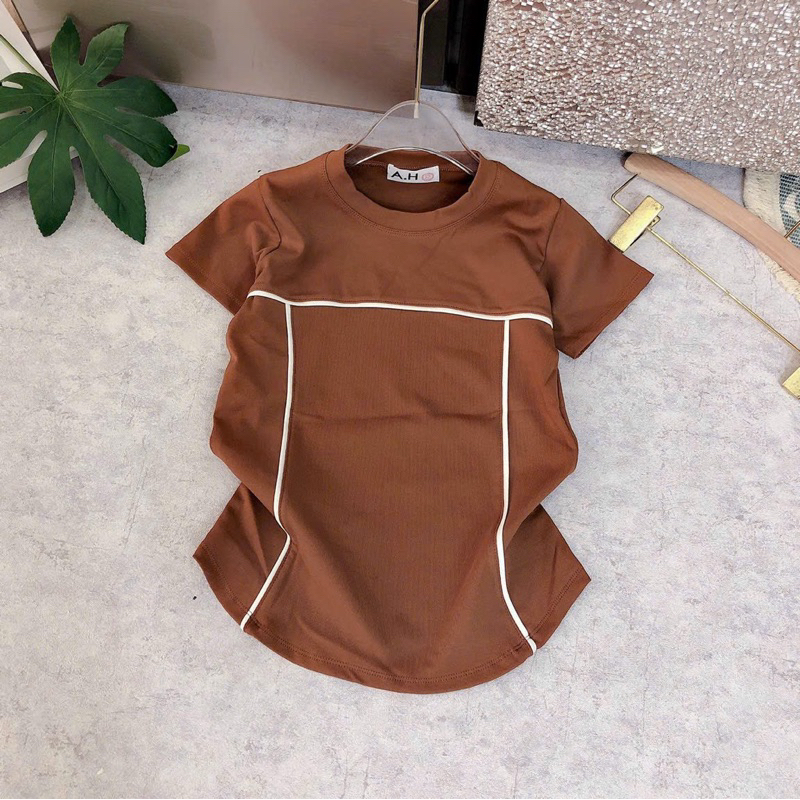 Áo thun body tay ngắn cổ tròn phối viền