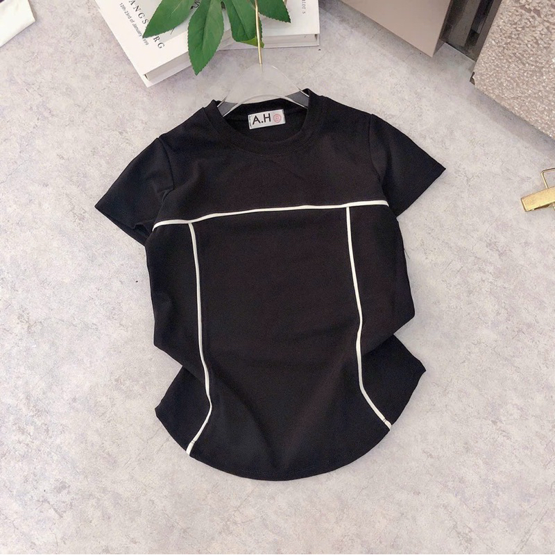 Áo thun body tay ngắn cổ tròn phối viền