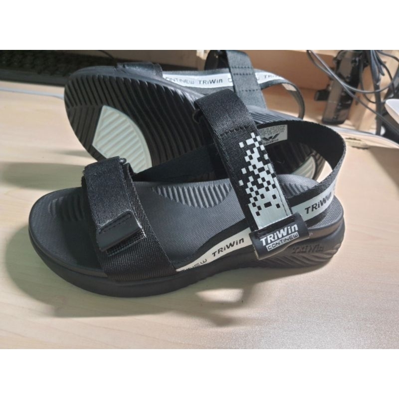Sandal TRiWin đế nhẹ Chính hãng bền đẹp
