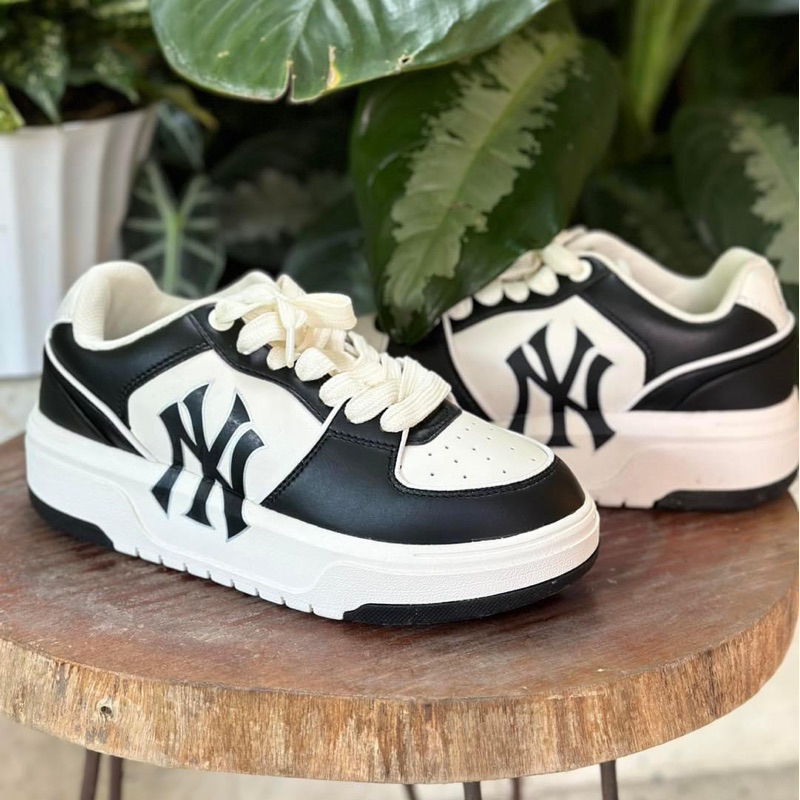 Giày MLB chunky liner phối màu Panda giá rẻ