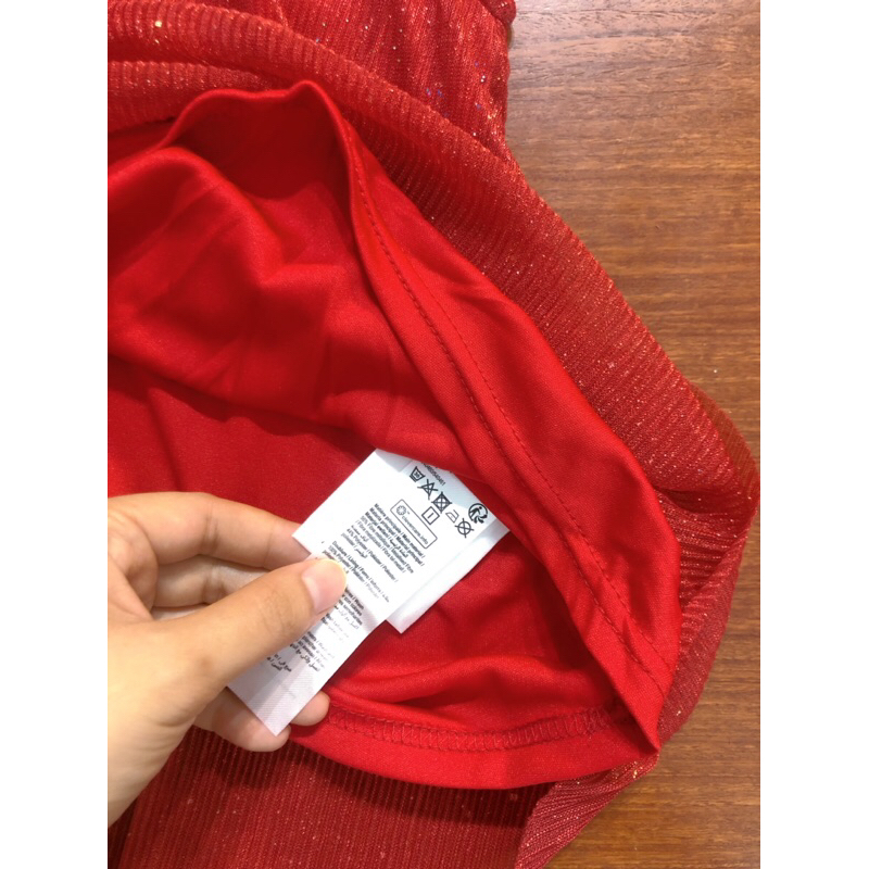 Váy voan đính ánh kim cho bé