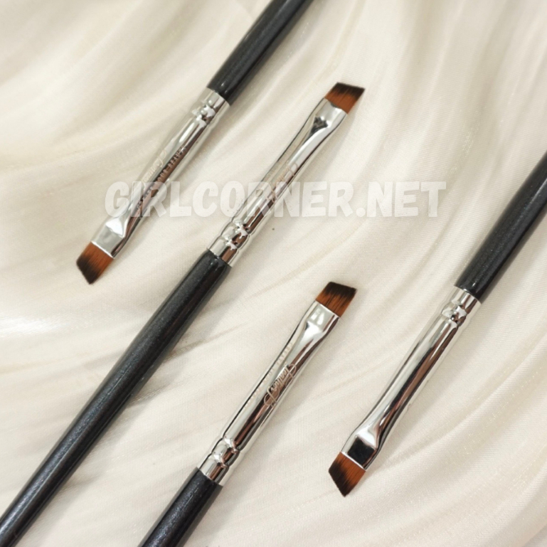 Cọ Mày - Liner Vát Xéo Feather B 172