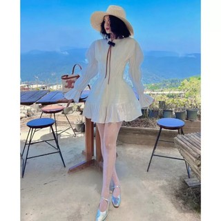 Đầm trắng bo eo tay xòe phồng vai bo chun tay