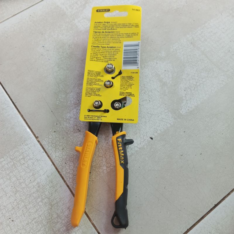 Kéo cắt tôn STANLEY cắt khung xương trần thả, thạch cao