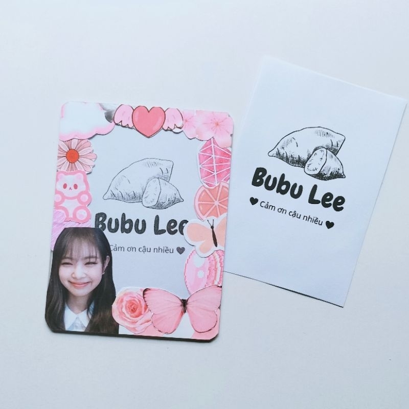 Thẻ nhựa trang trí bảo vệ card meme Jennie