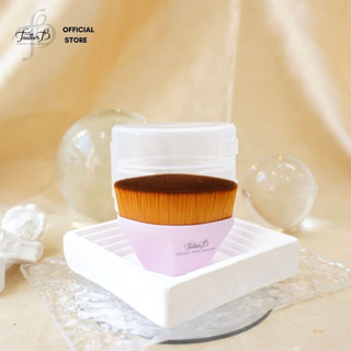 Cọ nền Feather B Petal 55 Foundation Brush