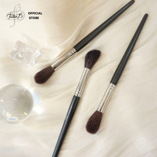 Cọ Highlight Rũ Xéo Feather B 93