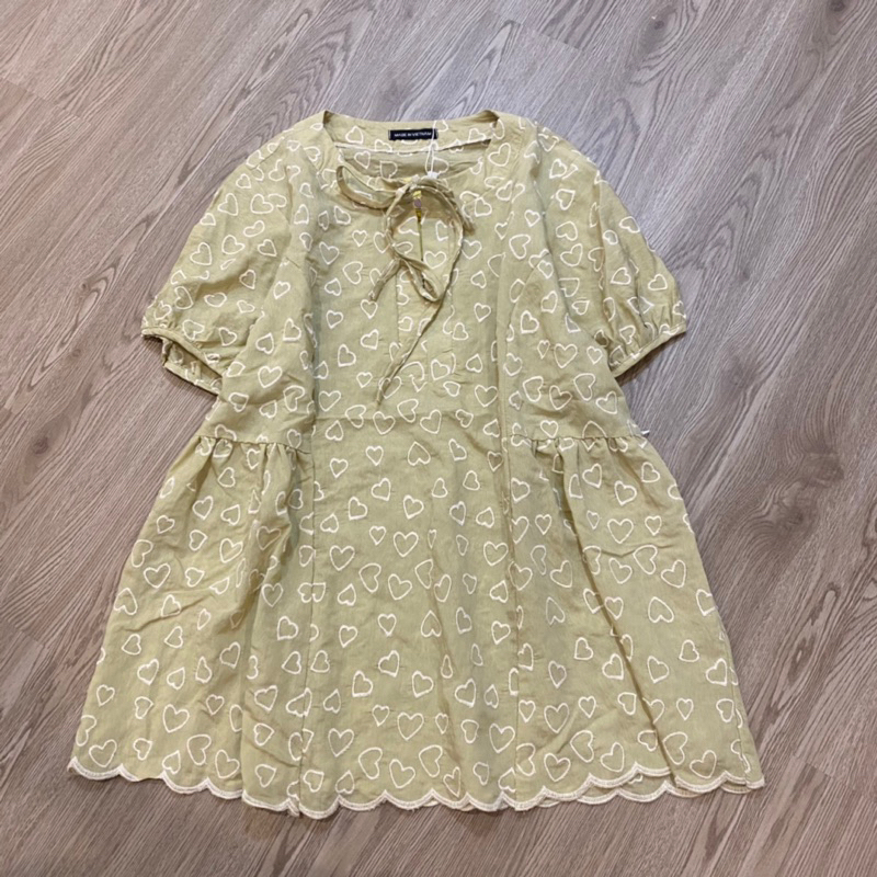 Quần áo bầu mùa hè - Áo bầu ngắn tay chất boi thêu tim mềm mát có sẵn tại shop Oanhltk