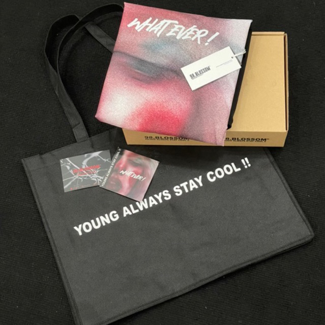 Túi tote vải không dệt Localbrand 98.Blossom  "YOUNG ALWAYS STAY COOL !!"