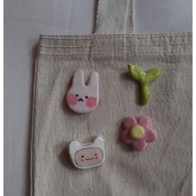 Ghim cày áo đất sét ngẫu nhiên siêu cute luôn cày túi cày đâu cũng được