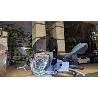 Kính chắn gió Vespa Medley