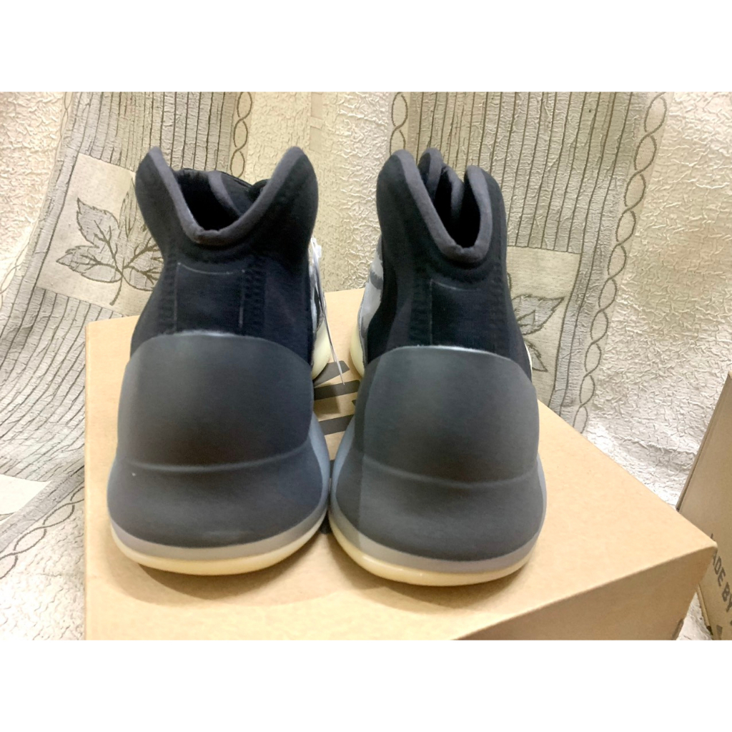 Giày yeezy QNTM bản TRUNG NEW FULLBOX