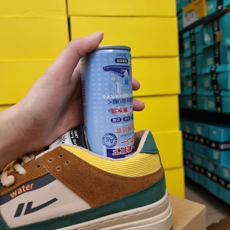 Chai Xịt Khử mùi giày dép Công nghệ Nano bạc 260ml 2 mùi hương