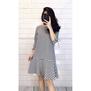 váy kẻ bầu cổ nơ