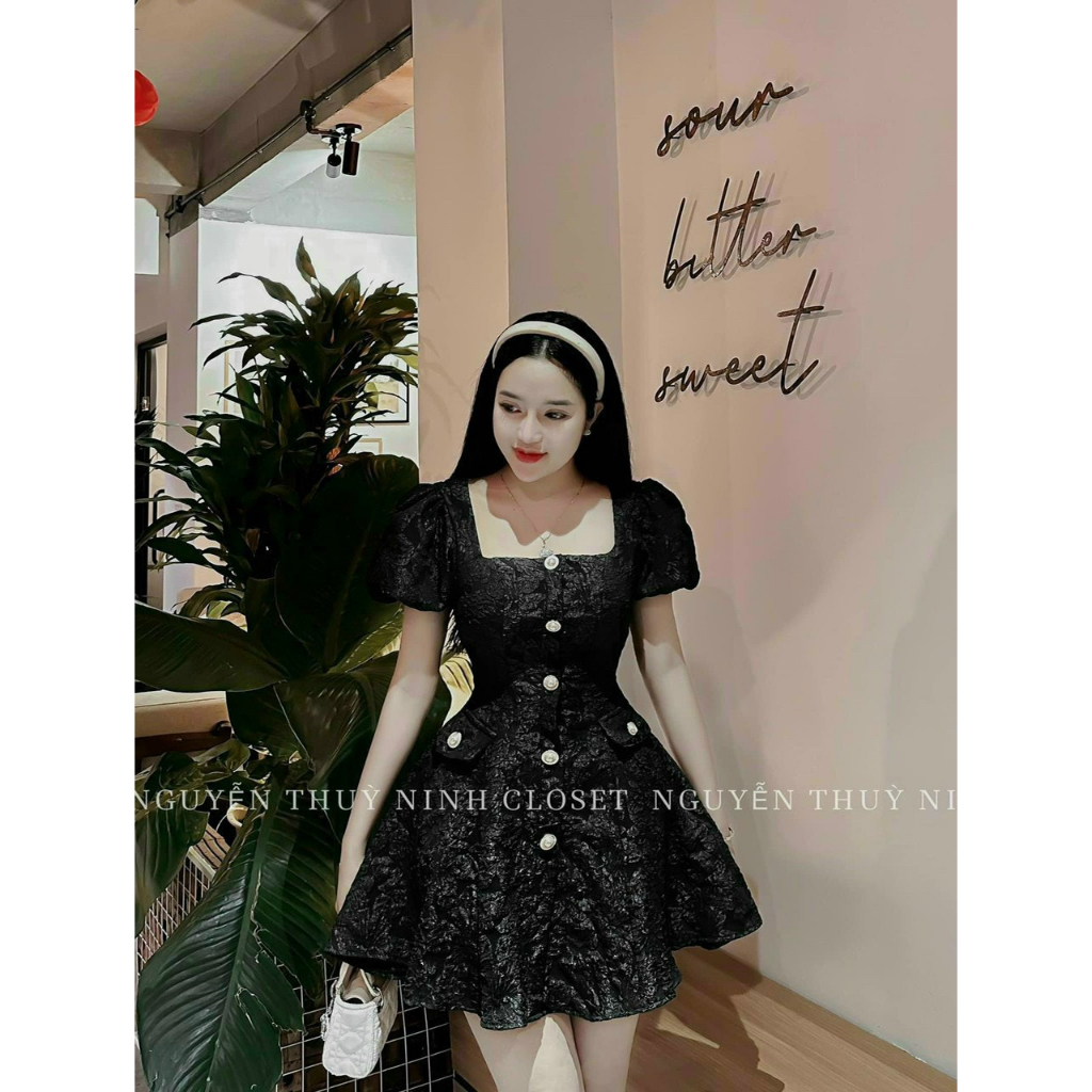 Đầm thời trang nữ mặc đi chơi chất gấm có mút ngực đính NÚT cổ vuông tay ngắn váy xoè 2 màu dễ thương