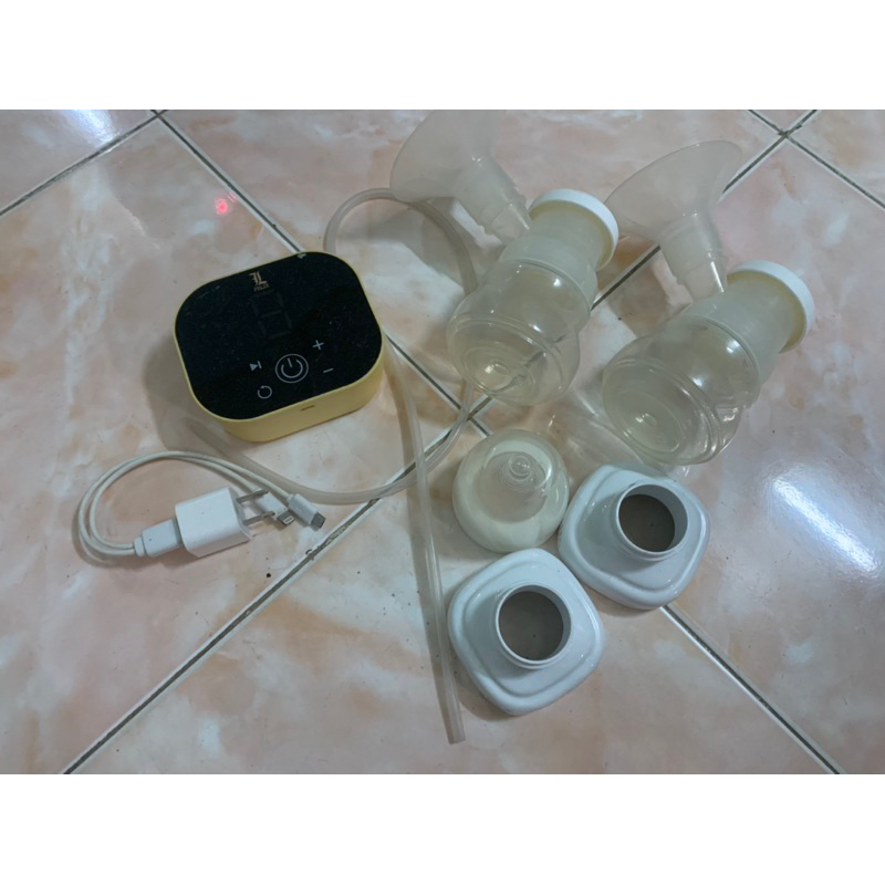 Tặng máy hút sữa fellix 3 chế độ