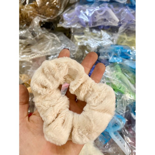 Chun buộc tóc lông nhung phong cách Hàn Quốc