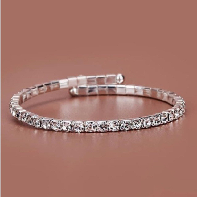 Vòng tay đính đá siêu xinh freesize