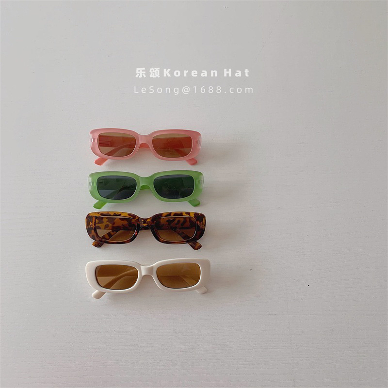 Kính dâm cho bé trai bé gái, kính thời trang cho bé, kính đi biển cho bé, kính chống nắng UV 400