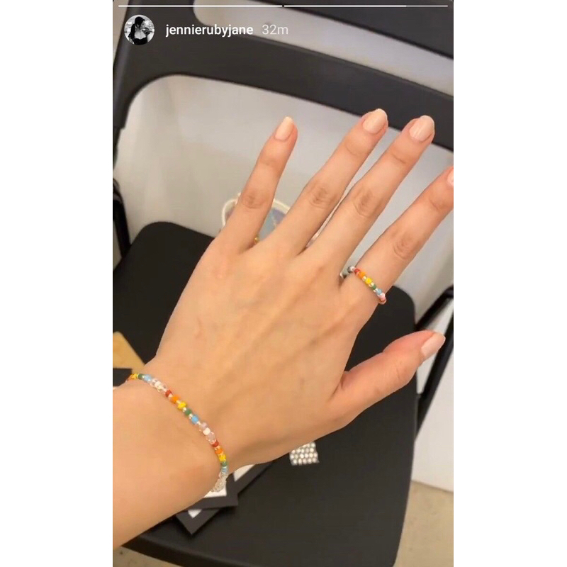 Vòng tay hạt cườm handmade cầu vồng cheapmoment Jennie - BlackPink