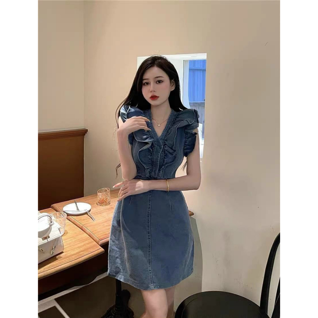 ĐẦM JEAN CỔ V BÈO PHONG CÁCH TRẺ TRUNG, DỄ THƯƠNG MẶC ĐI CHƠI, DẠO PHỐ ĐỀU XINH