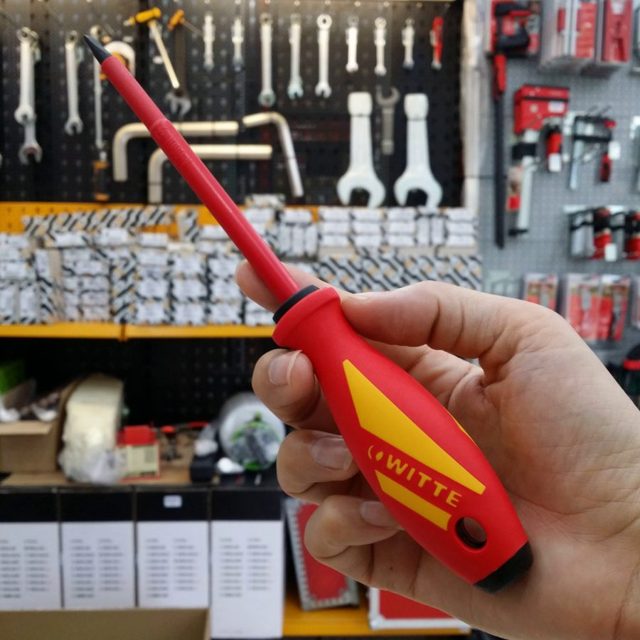 Tua vít dẹt 1.0x5.5mm cách điện 1000V-WITTE 53705 .Sản xuất tại Đức