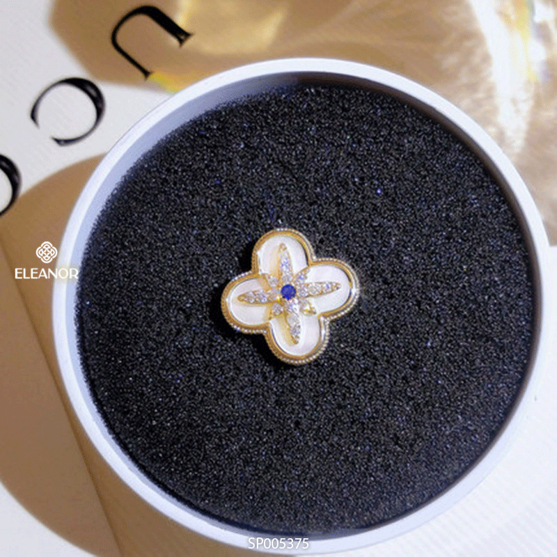 Ghim cài áo nữ Eleanor Accessories hình hoa đính đá sang trọng phụ kiện trang sức 5375