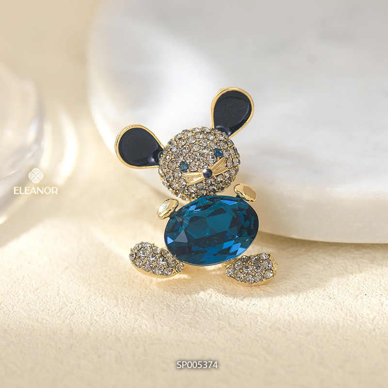 Ghim cài áo nam nữ Eleanor Accessories hình chú chuột đính đá xanh phụ kiện trang sức trẻ trung 5374
