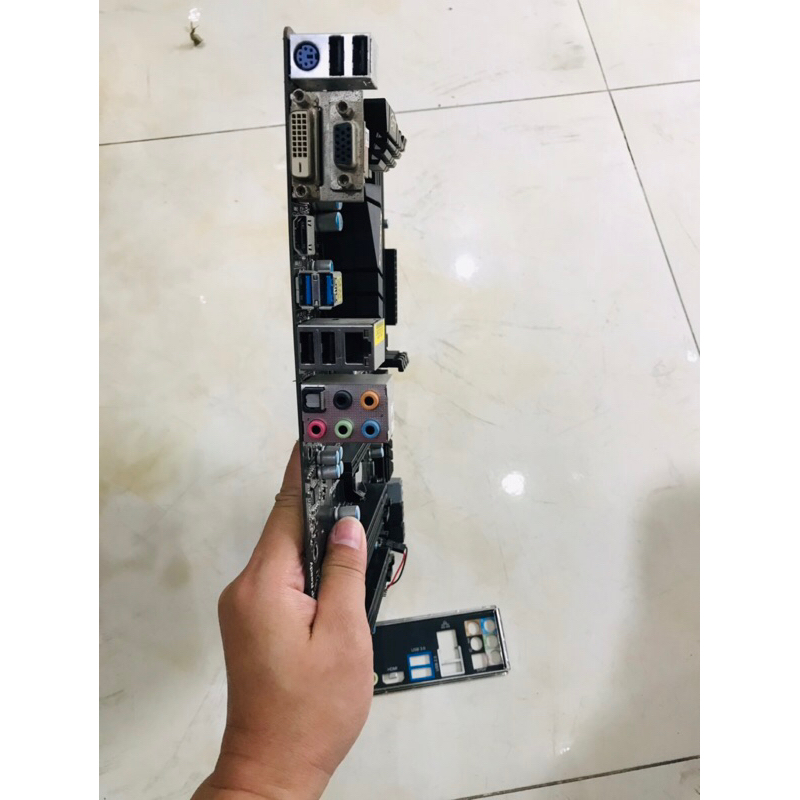 Bo mạch chủ Asrock Z77 extreme 3 SLI Crossfire 4 khe ram