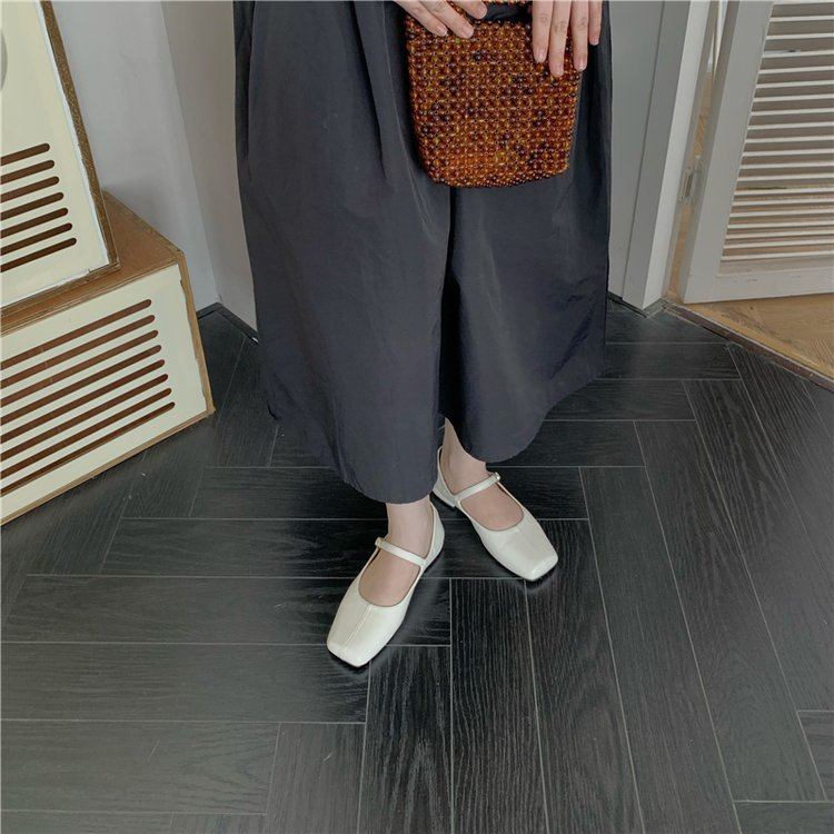 Giày Mary Jane Mũi Vuông Đế Bệt, Quai Ngang, Da Mềm Đi Êm Chân - EDZ8