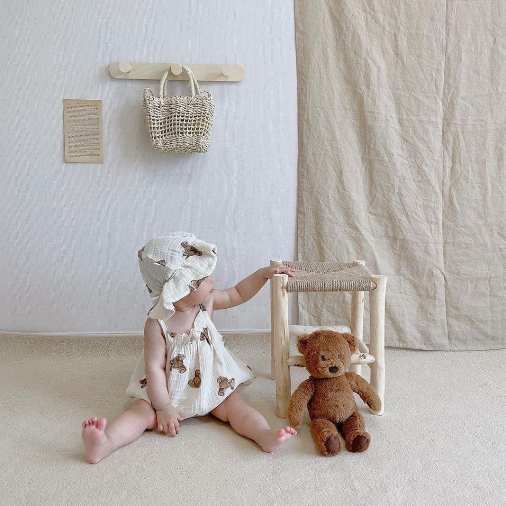 Jum gấu 2 dây vải muslin (7-10kg) thoáng mát kèm nón cho bé