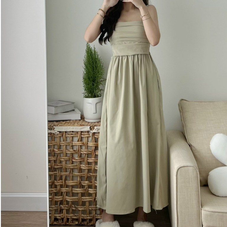 Đầm váy hai dây bản to xếp ly trước ngực kiểu dáng basic hot trend với 3 tone màu xinh xắn dành cho các nàng