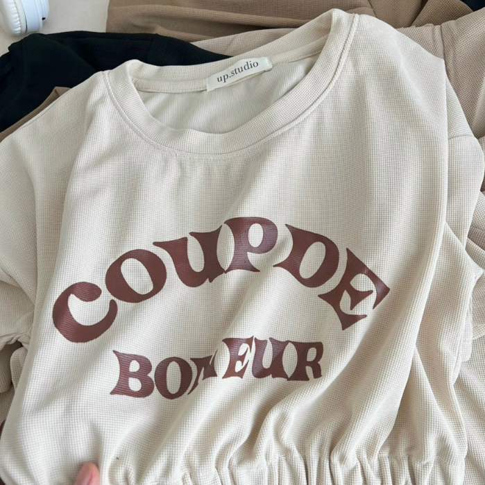 Set áo croptop kèm chân váy dài xoắn eo cách điệu dành cho nữ