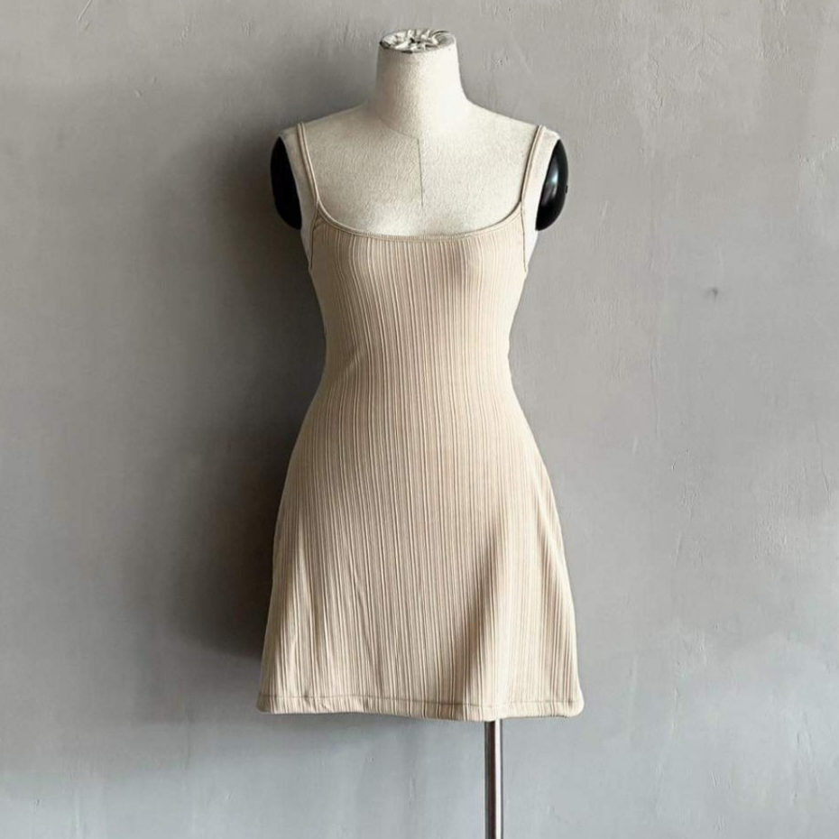 BARE_(Có size) Đầm hai dây nữ form ngắn xòe nhẹ kèm quần trong chất thun gân trung mềm mát phong cách đơn giản - Đ017