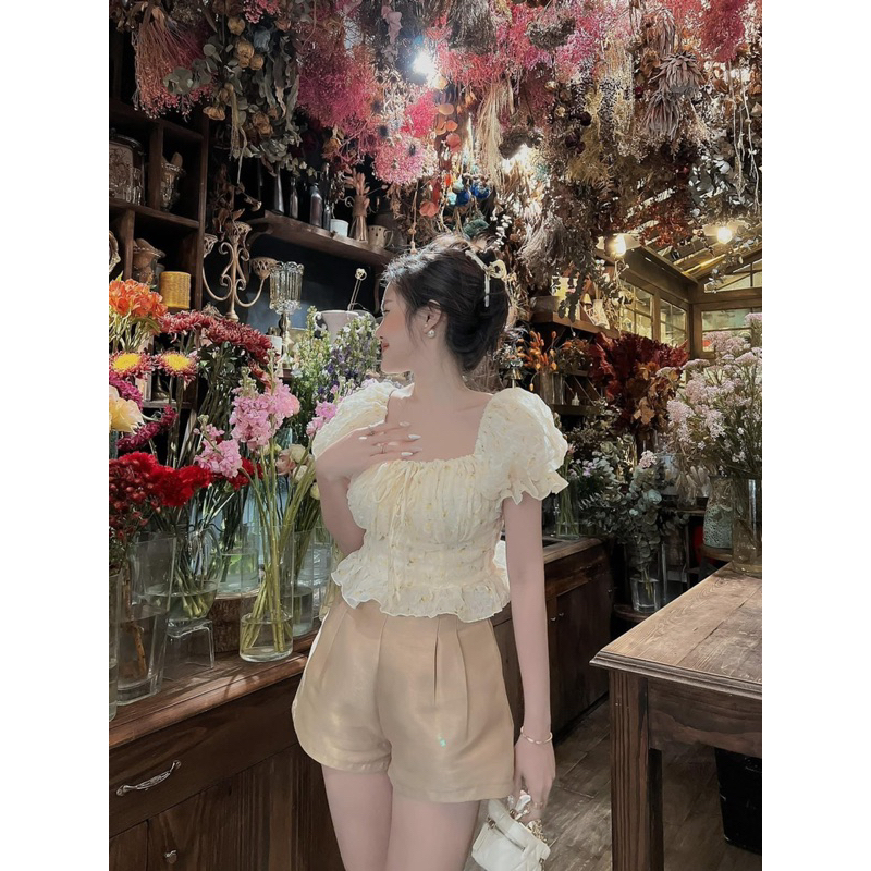 Áo croptop hoa nhí tay bồng buộc nơ ngực ôm eo nhẹ -SinNa