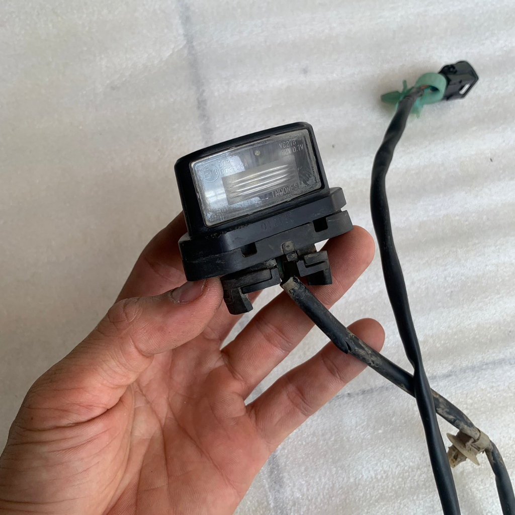 Đèn led soi biển số honda winner x v2 2021 zin new (hàng tháo xe)